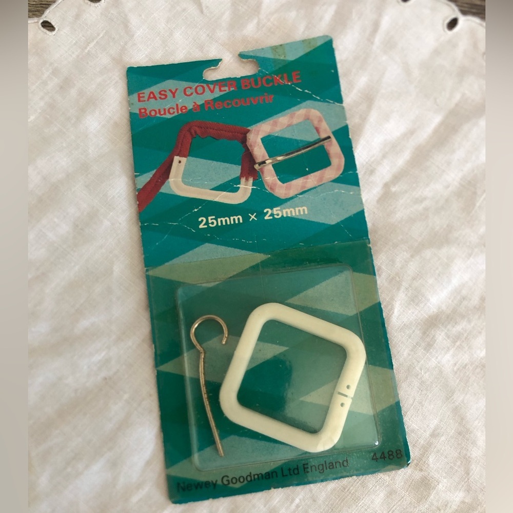 Vtg NOS Easy Cover Buckle